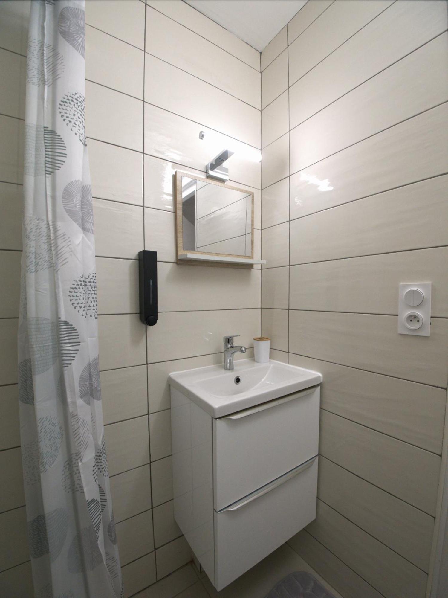 אנסי Paradise Apartment Near Downtown Lake & Free Parking - Local Bike מראה חיצוני תמונה